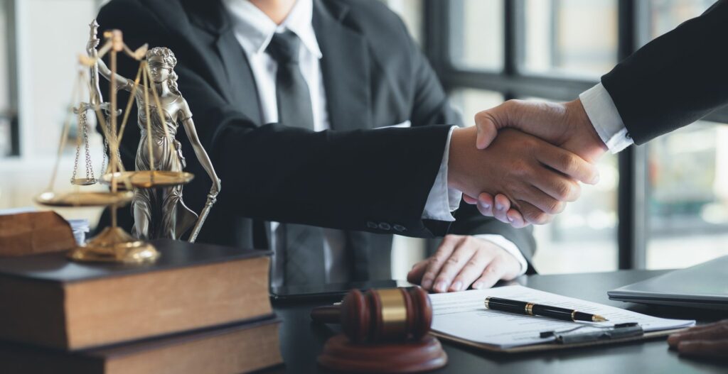 Professional dog bite attorney consulting with a client in Missouri.